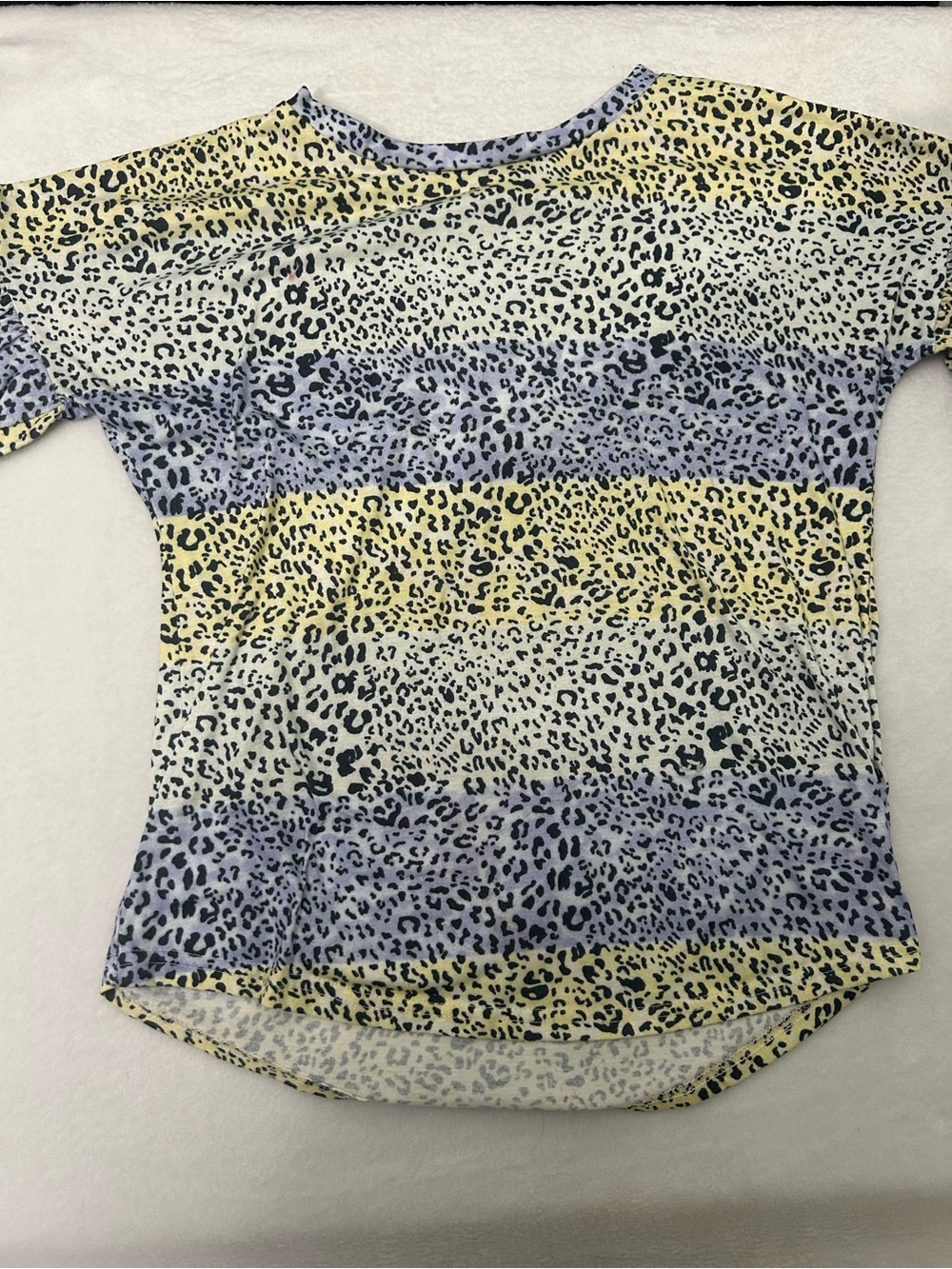 MISSLOOK Leopard Stripe Tee in Yellow and Light Blue